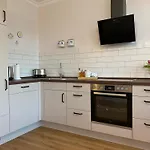Apartment Johanna App 3 - Grosszuegiges Mit Balkon & Weitblick Ueber Den Niendorfer Hafen