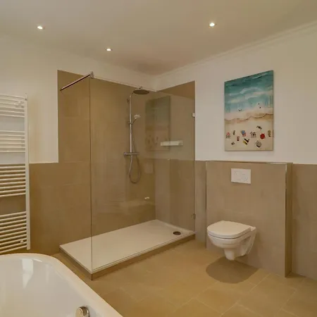 Johanna App 3 - Grosszuegiges Mit Balkon & Weitblick Ueber Den Niendorfer Hafen Apartmán *