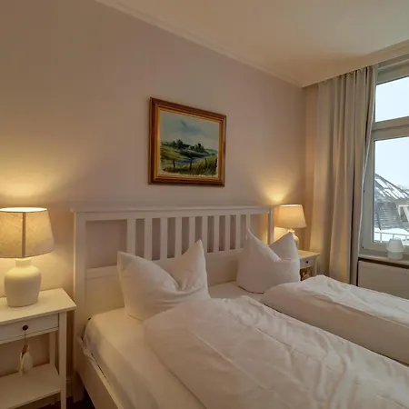 Johanna App 3 - Grosszuegiges Mit Balkon & Weitblick Ueber Den Niendorfer Hafen Apartmán *
