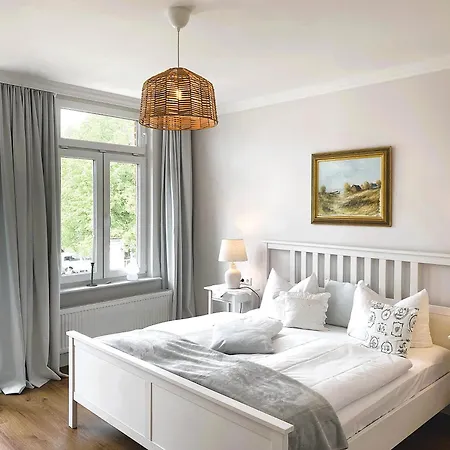 Johanna App 3 - Grosszuegiges Mit Balkon & Weitblick Ueber Den Niendorfer Hafen *