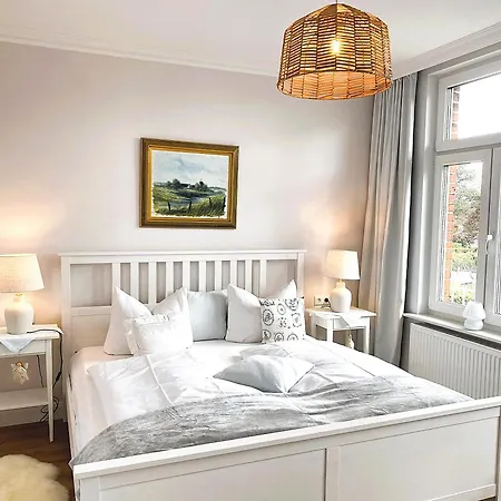 Johanna App 3 - Grosszuegiges Mit Balkon & Weitblick Ueber Den Niendorfer Hafen Apartmán *