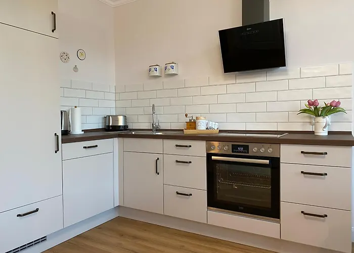 Apartment Johanna App 3 - Grosszuegiges Mit Balkon & Weitblick Ueber Den Niendorfer Hafen