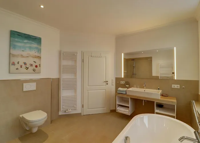 Apartment Johanna App 3 - Großzügiges Mit Balkon&weitblick über Den Niendorfer Hafen Timmendorfer Strand